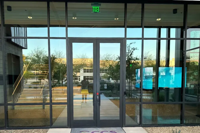 commercial window washing